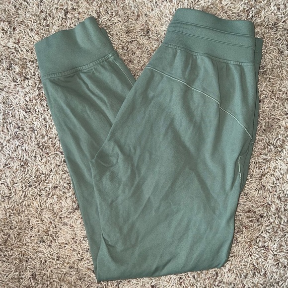 Lululemon Ready To Rulu Jogger - Green Twill - Picture 6 of 6